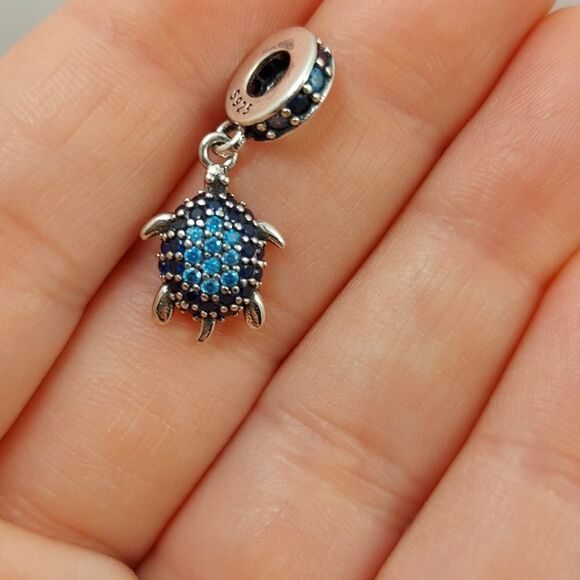 925 Sterling Silver Sea Turtle Ombre Charm - Picture 5 of 9